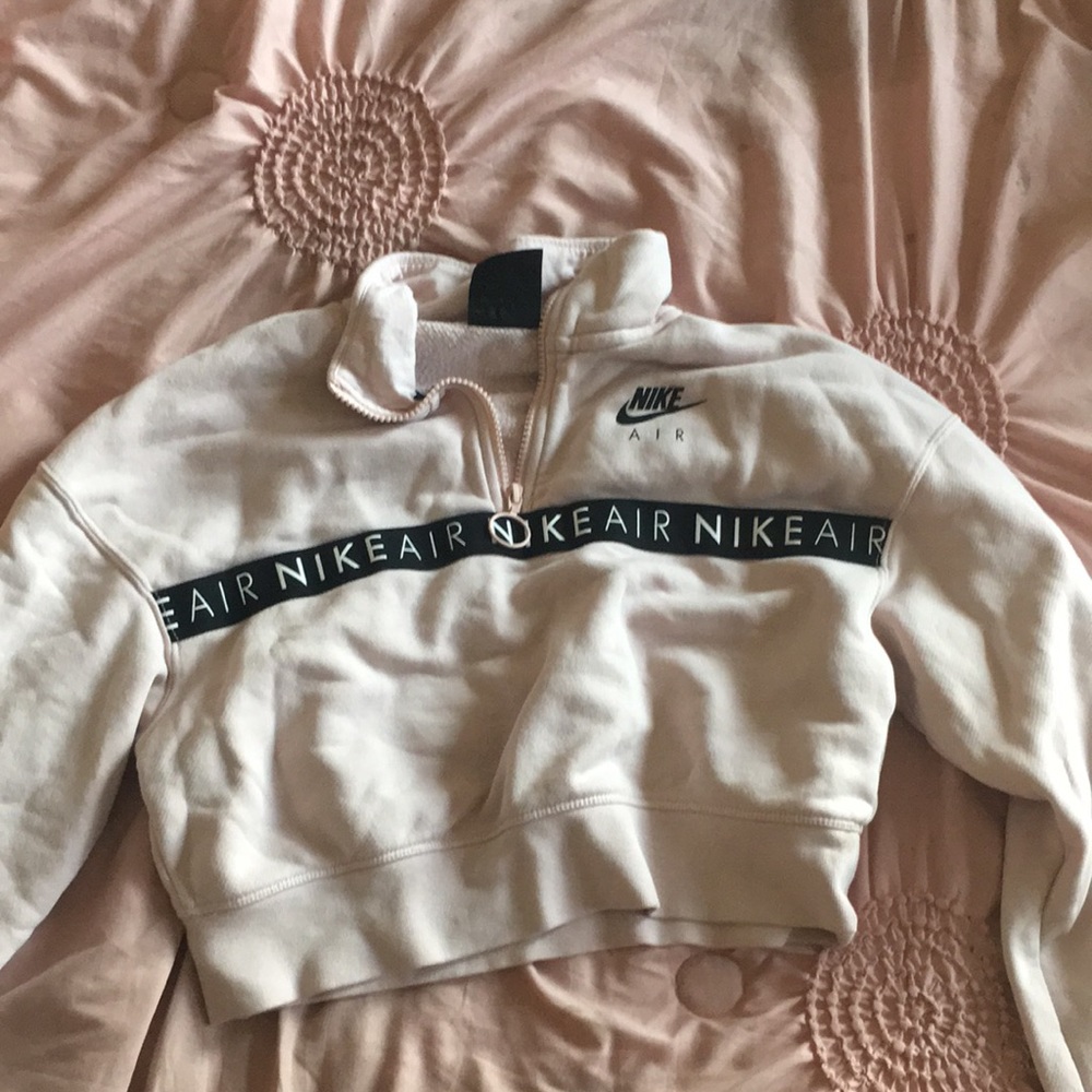 Nike crop top long sleeve